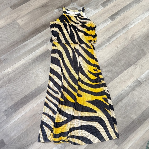 Chicos Golden zebra maxi dress ❤️ - Picture 5 of 10